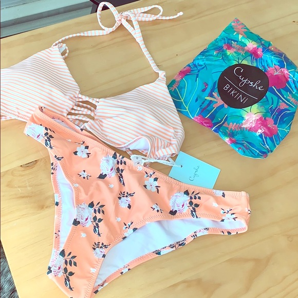 Cupshe Other - Cupshe Bikini - size medium - NWT - stripe & rose